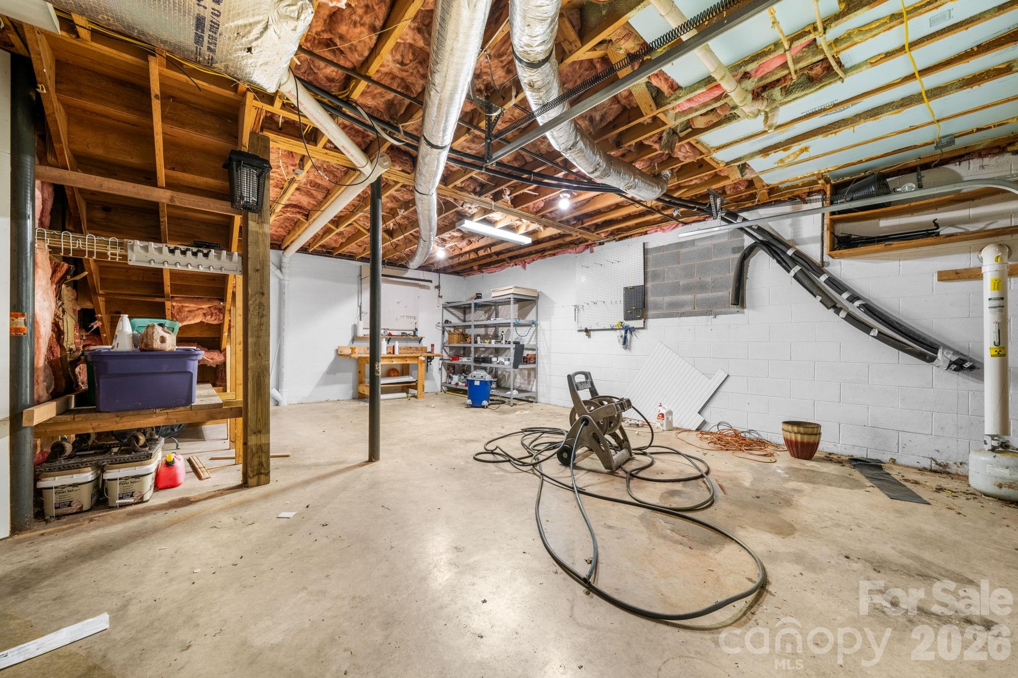 2025 34th Avenue Drive NE Hickory NC 28601
