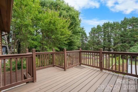 2025 34th Avenue Drive NE Hickory NC 28601