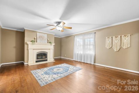 2025 34th Avenue Drive NE Hickory NC 28601