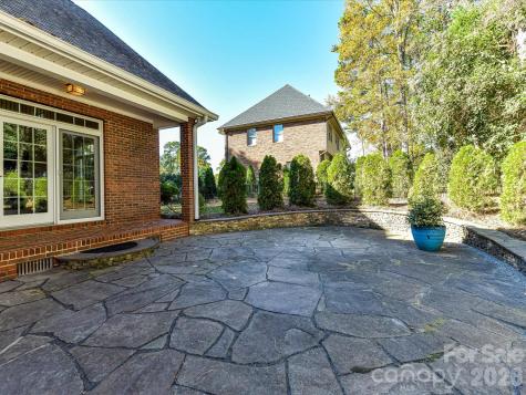21410 Pinecrest Place Cornelius NC 28031