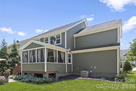 2028 Brightflower Lane York SC 29745