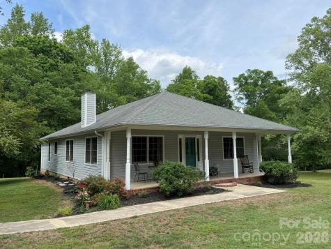2031 Redskin Trail Iron Station NC 28080