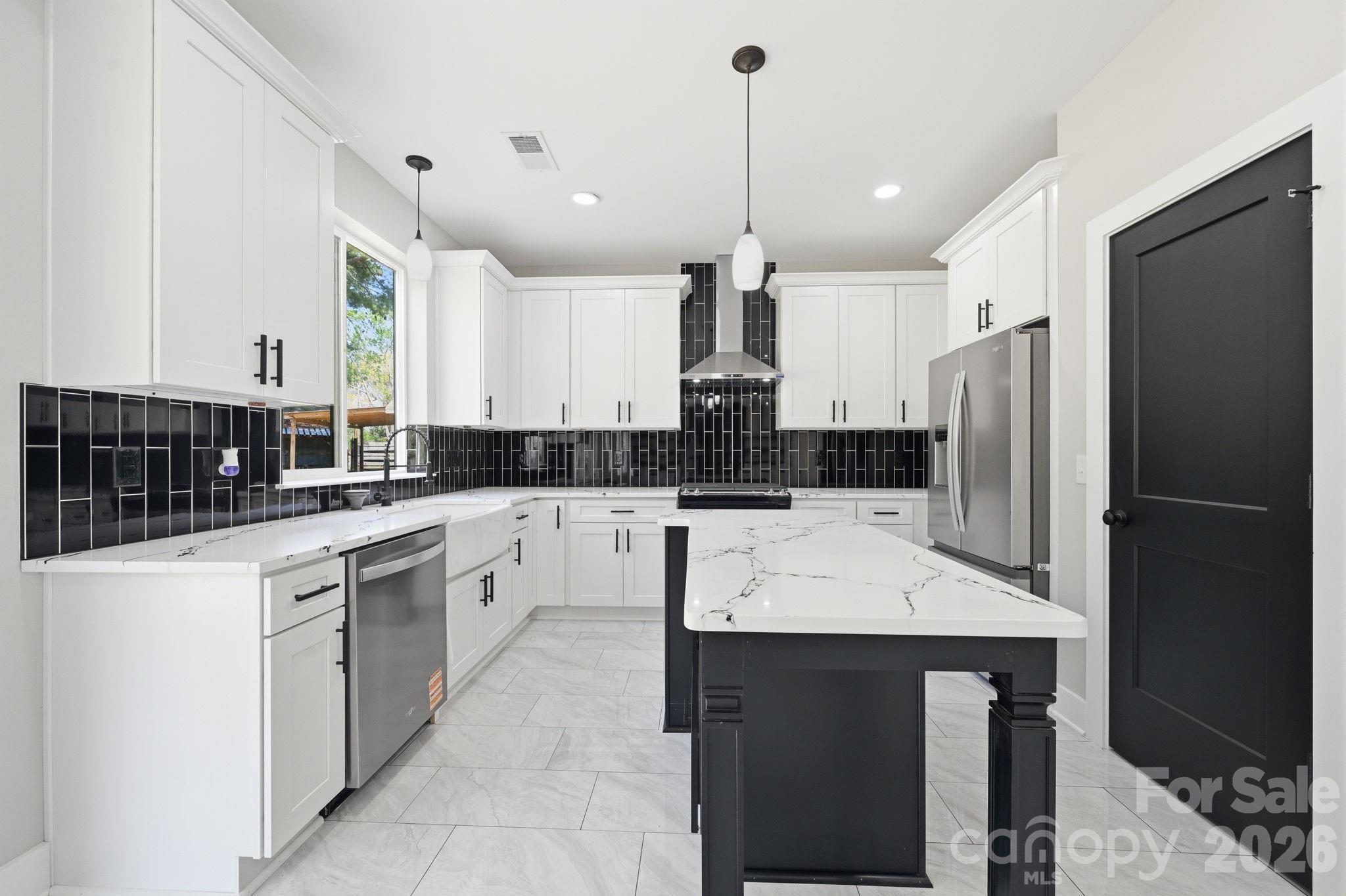 9215 Edinburg Avenue Huntersville NC 28078