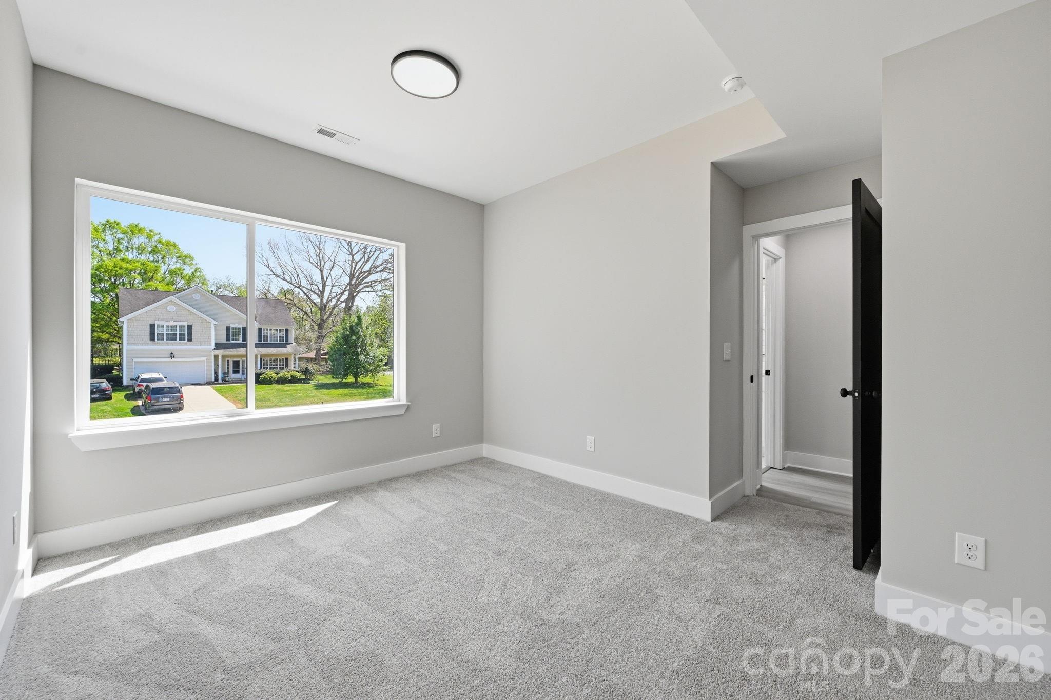 9215 Edinburg Avenue Huntersville NC 28078
