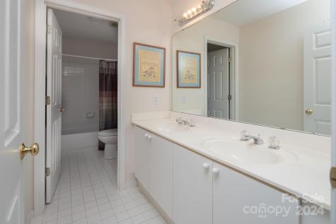 9125 Sandpiper Drive Charlotte NC 28277