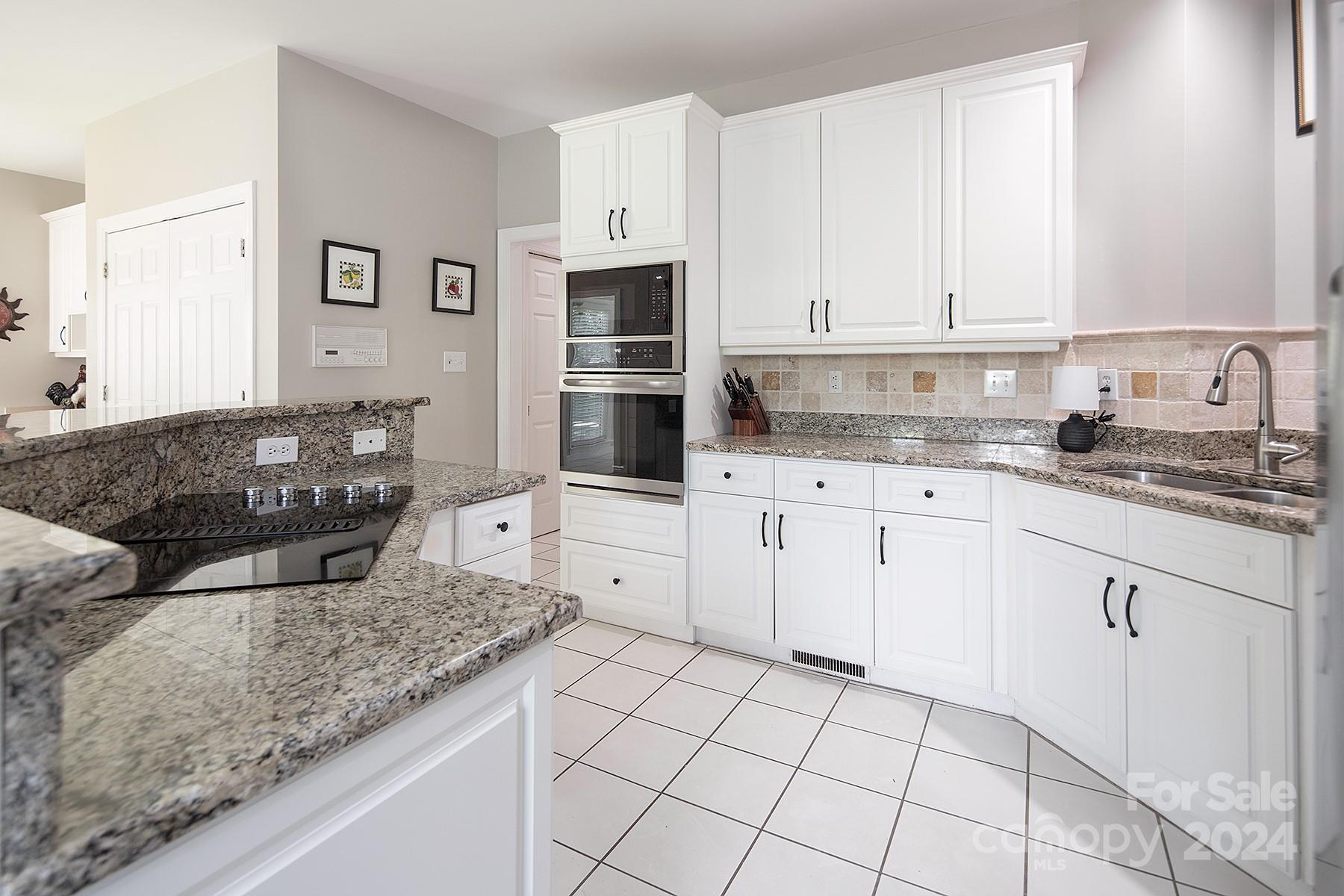 9125 Sandpiper Drive Charlotte NC 28277