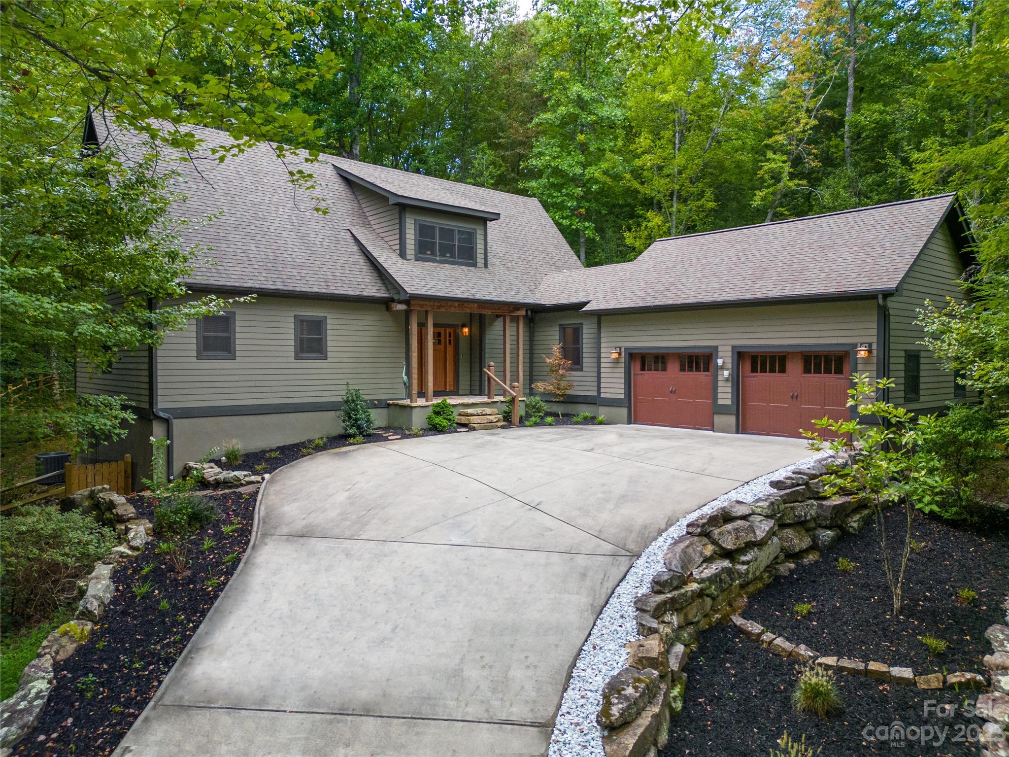 75 Nodatsi Court Brevard NC 28712