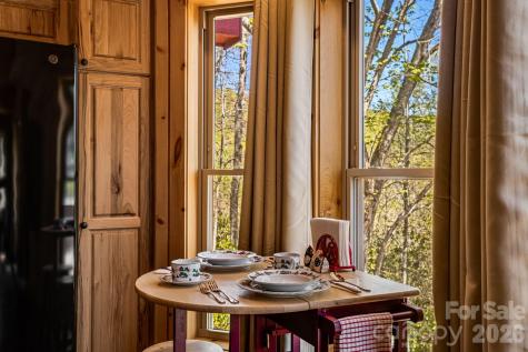 67/69 Flat Top Mountain Road Fairview NC 28730