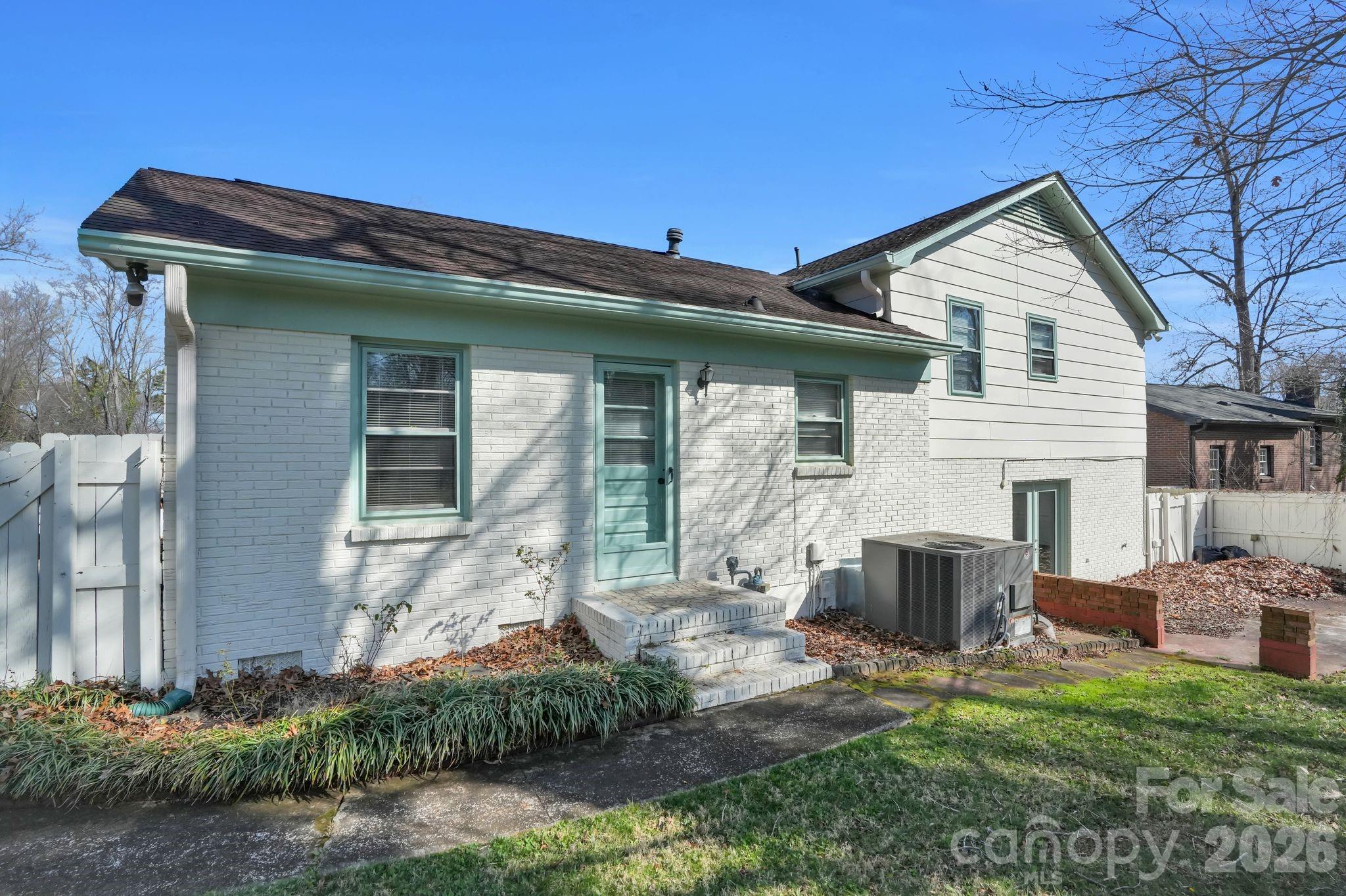 3518 Donovan Place Charlotte NC 28215