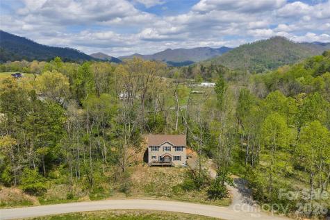 26 Brigman Road Weaverville NC 28787