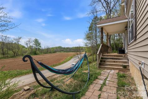 26 Brigman Road Weaverville NC 28787