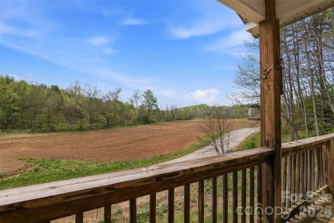 26 Brigman Road Weaverville NC 28787