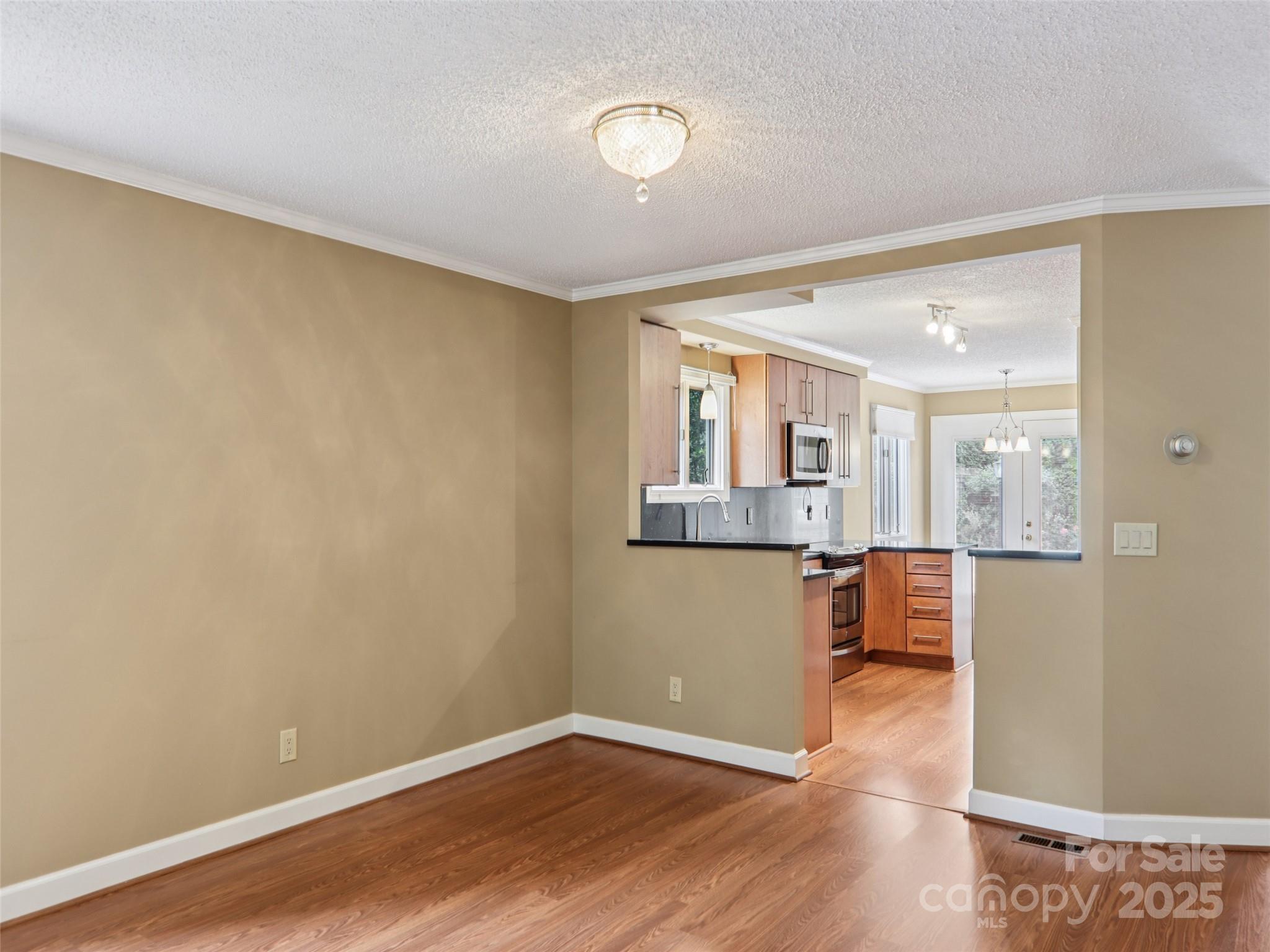 102 Glenbrook Drive Hendersonville NC 28739