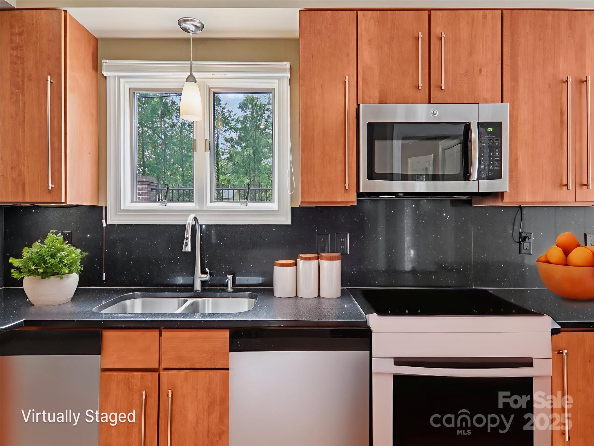 102 Glenbrook Drive Hendersonville NC 28739