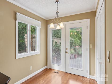 102 Glenbrook Drive Hendersonville NC 28739