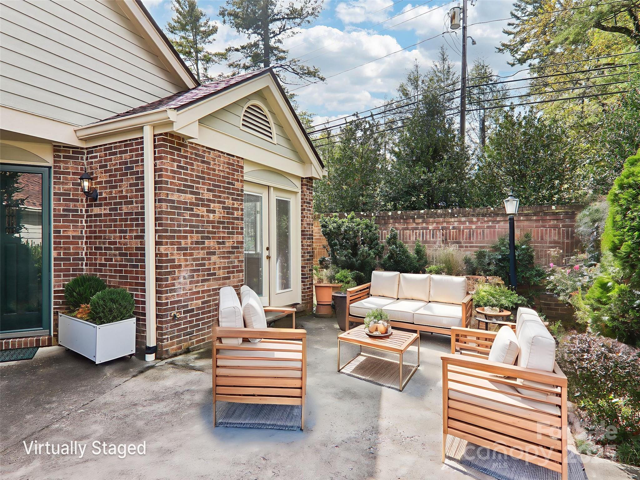 102 Glenbrook Drive Hendersonville NC 28739
