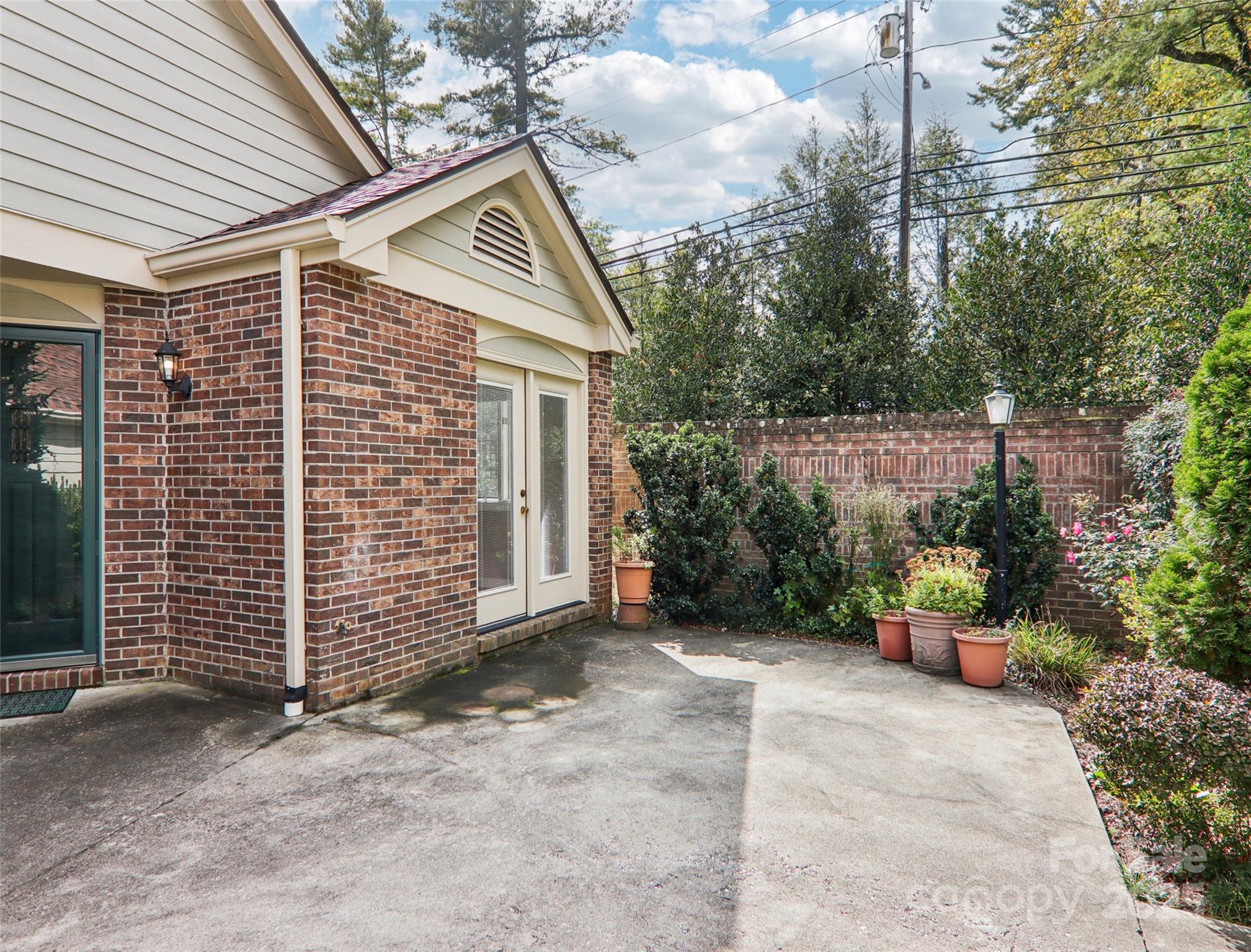 102 Glenbrook Drive Hendersonville NC 28739