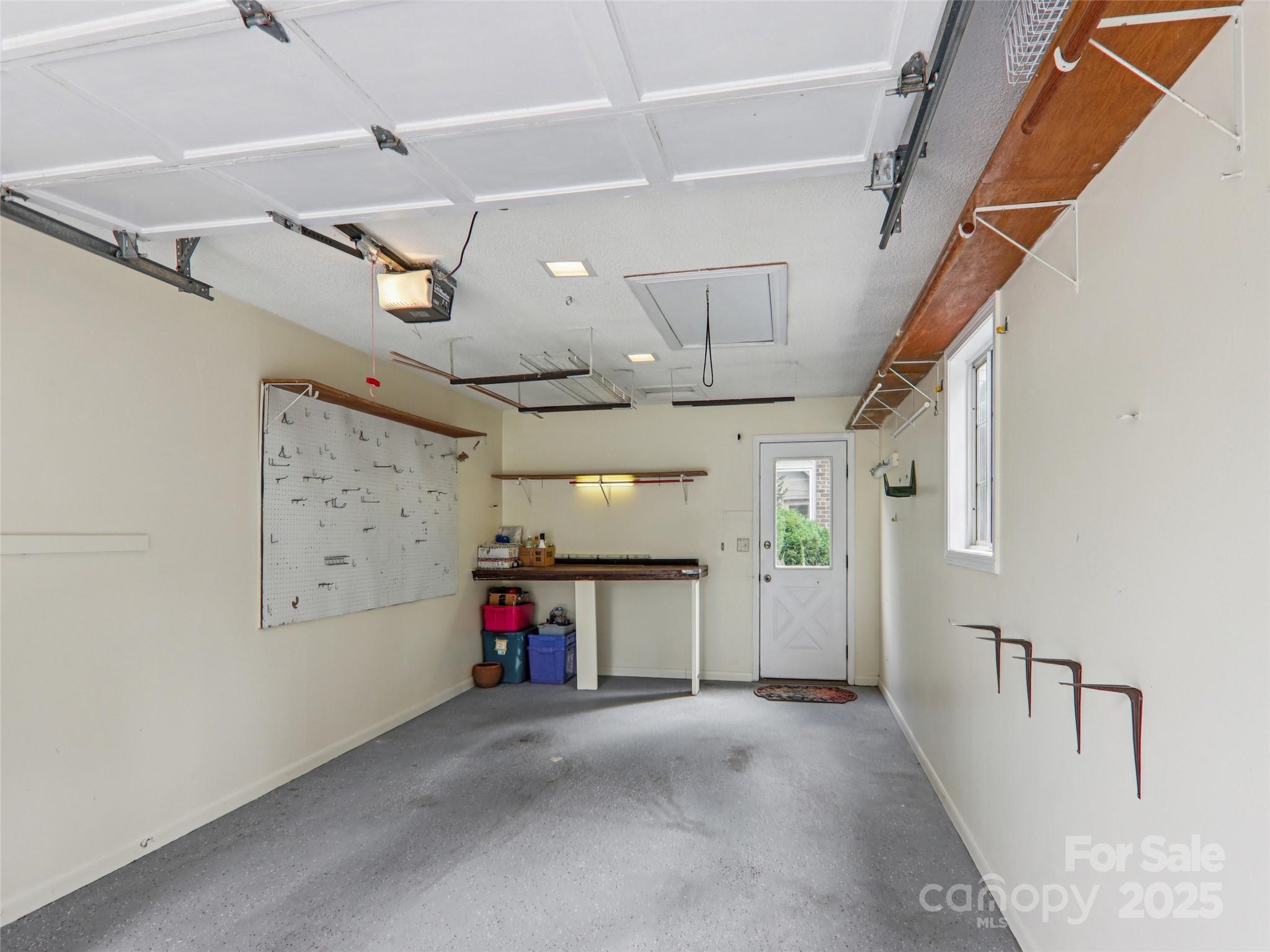 102 Glenbrook Drive Hendersonville NC 28739