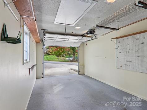 102 Glenbrook Drive Hendersonville NC 28739