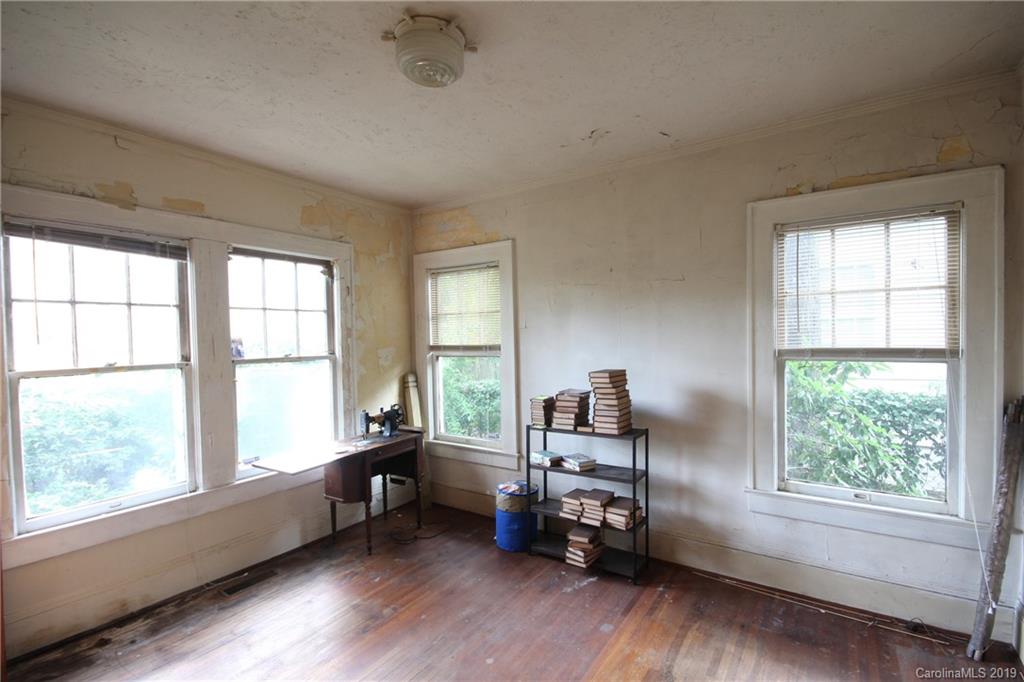 2224 Sarah Marks Avenue Charlotte NC 28203