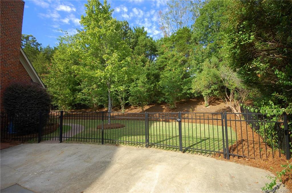 5402 Brianton Place Charlotte NC 28226