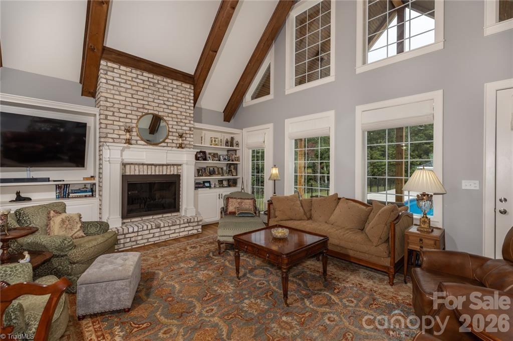 204 Violet Ridge Lowgap NC 27024
