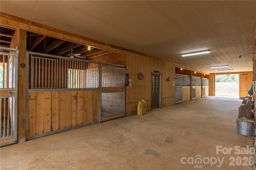 204 Violet Ridge Lowgap NC 27024