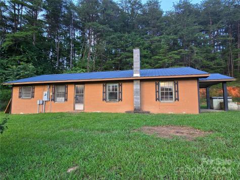 127 Lake Adger Road Mill Spring NC 28756