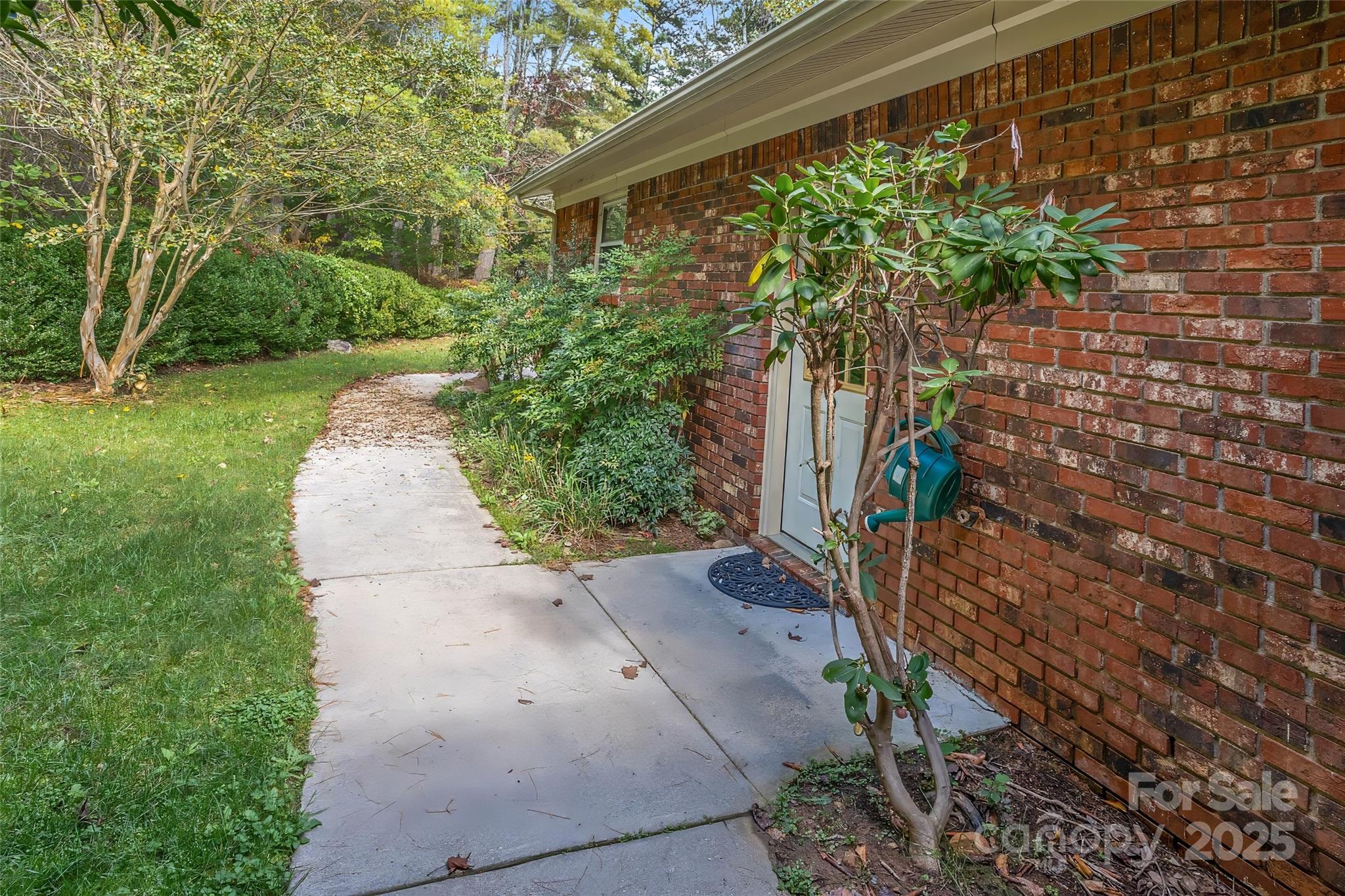 91 Haw Creek Circle Asheville NC 28805