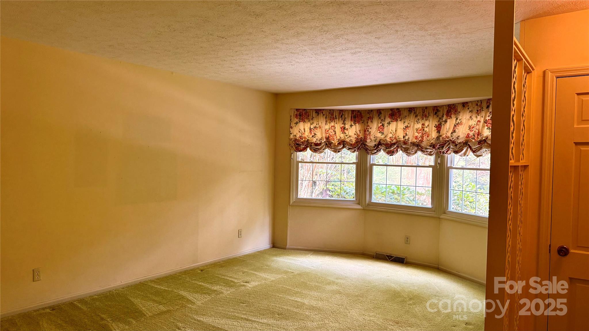 91 Haw Creek Circle Asheville NC 28805