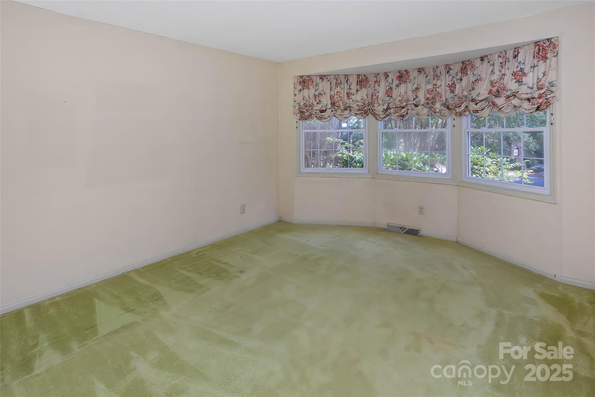 91 Haw Creek Circle Asheville NC 28805