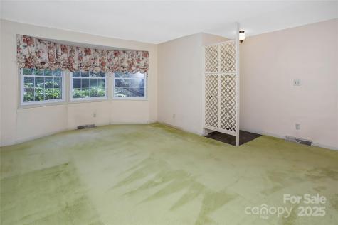 91 Haw Creek Circle Asheville NC 28805