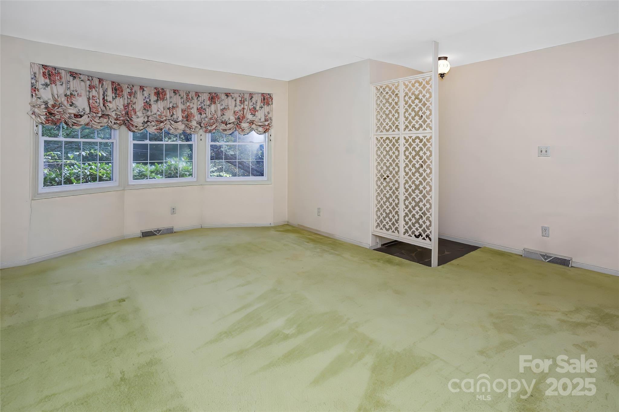 91 Haw Creek Circle Asheville NC 28805