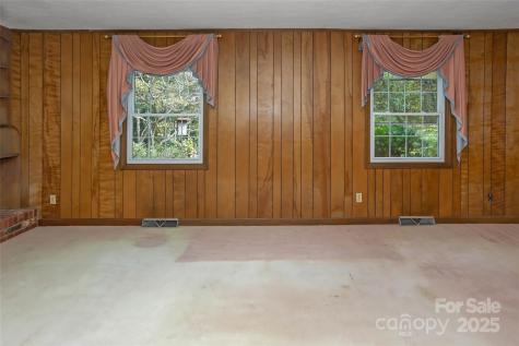 91 Haw Creek Circle Asheville NC 28805