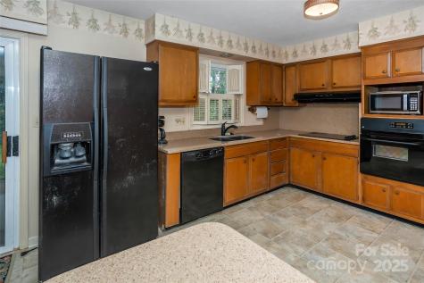 91 Haw Creek Circle Asheville NC 28805