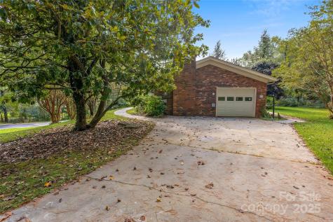 91 Haw Creek Circle Asheville NC 28805