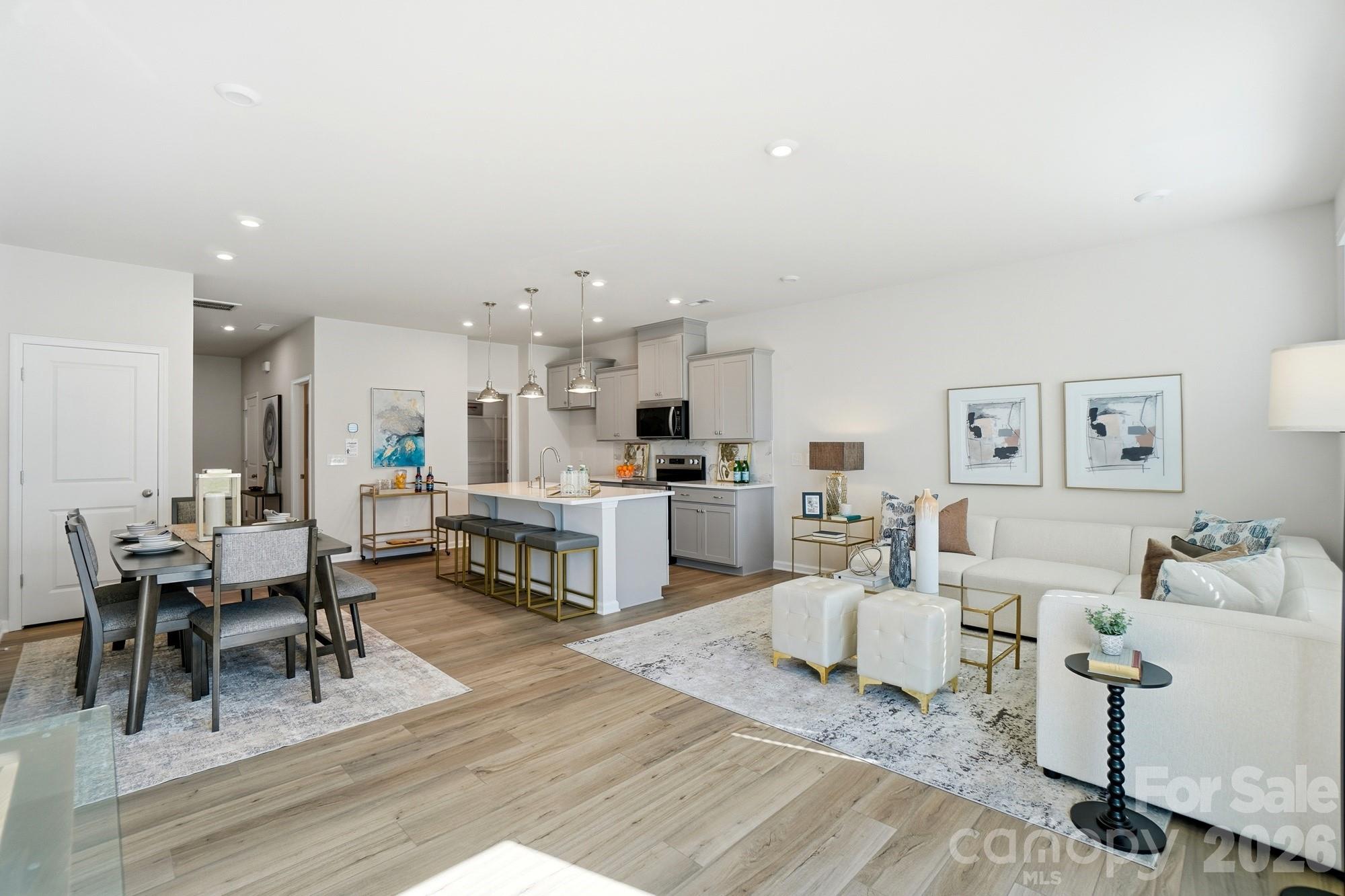 6118 Vasey Street Charlotte NC 28269