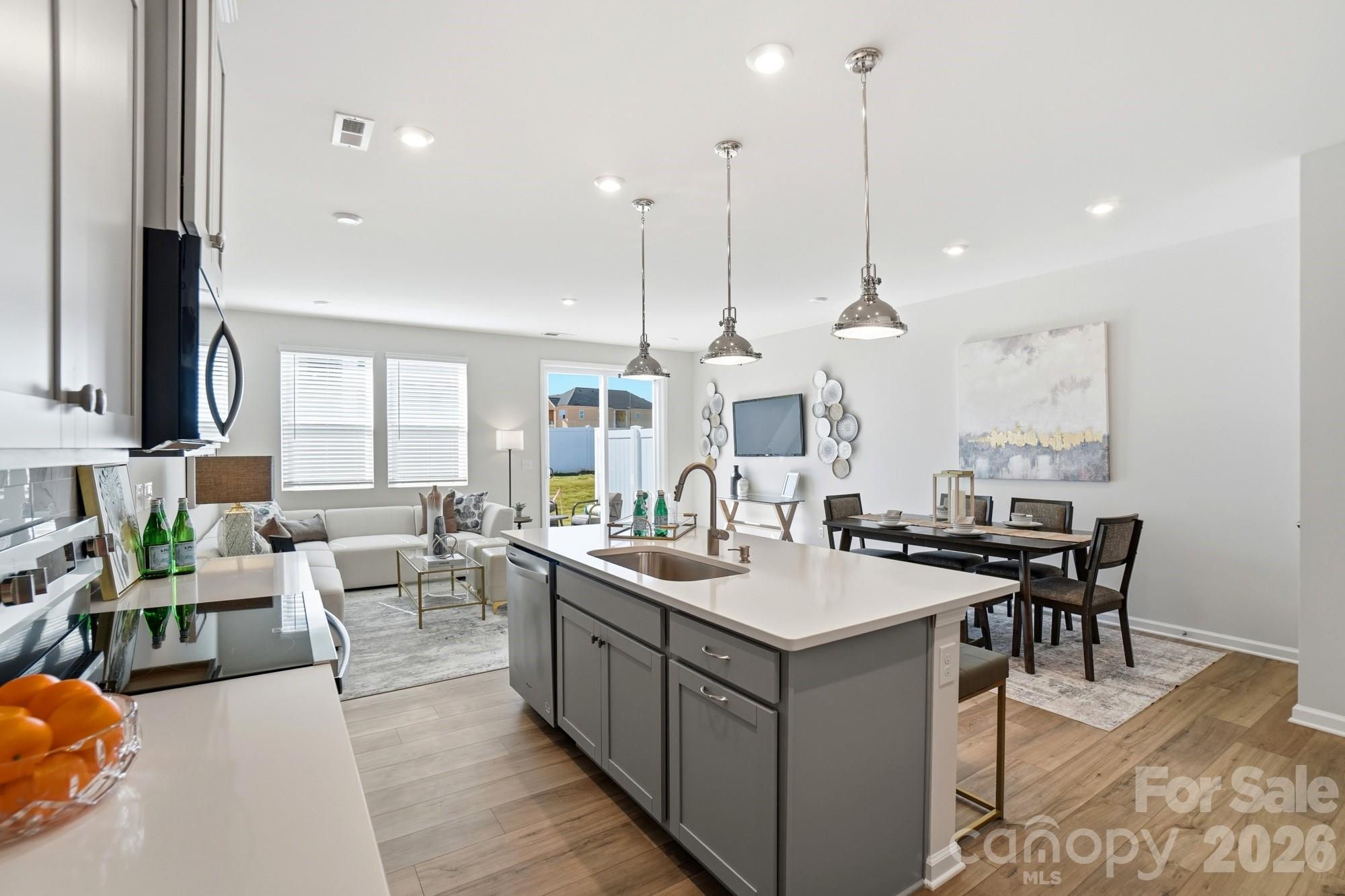 6118 Vasey Street Charlotte NC 28269