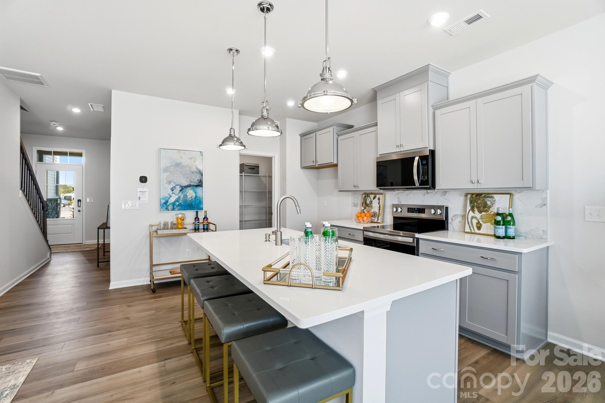 6118 Vasey Street Charlotte NC 28269