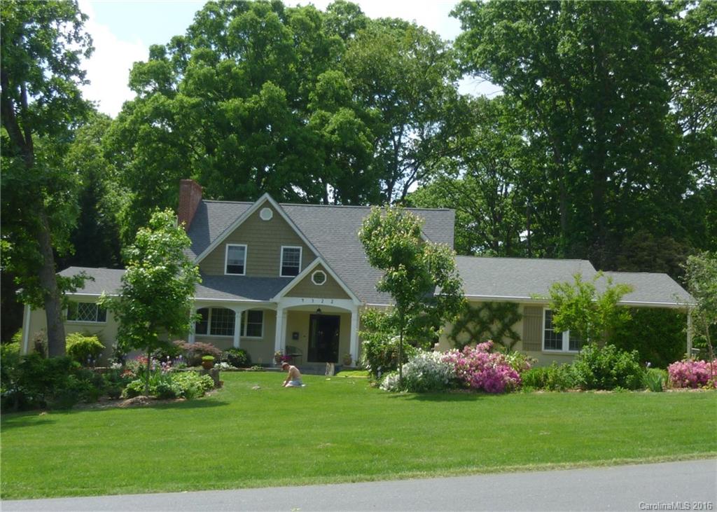 4322 Woodlark Lane Charlotte NC 28211
