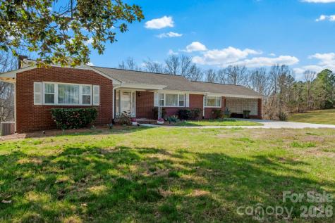 3291 Burton Road Thomasville NC 27360