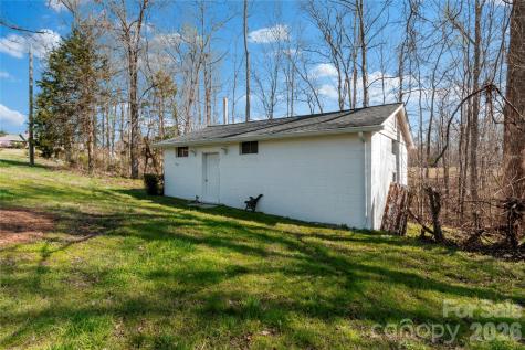 3291 Burton Road Thomasville NC 27360
