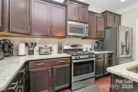 4146 La Crema Drive Charlotte NC 28214