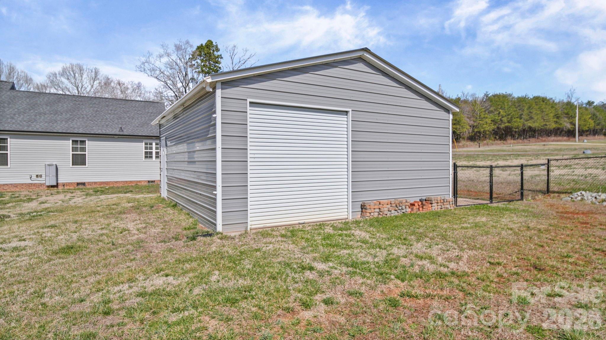 3897 Ritchie Road Lincolnton NC 28092