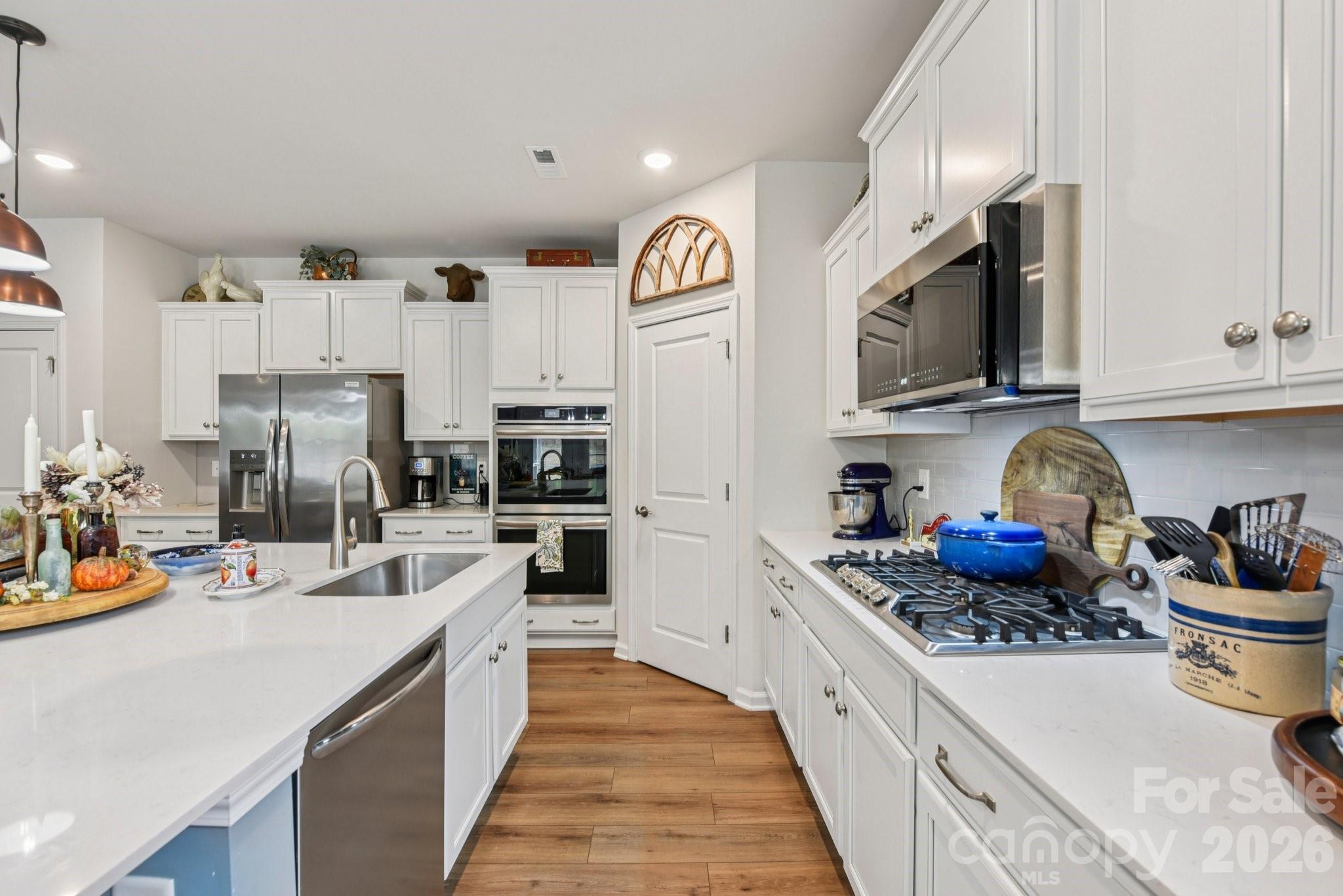 1328 Dali Boulevard Mount Holly NC 28120