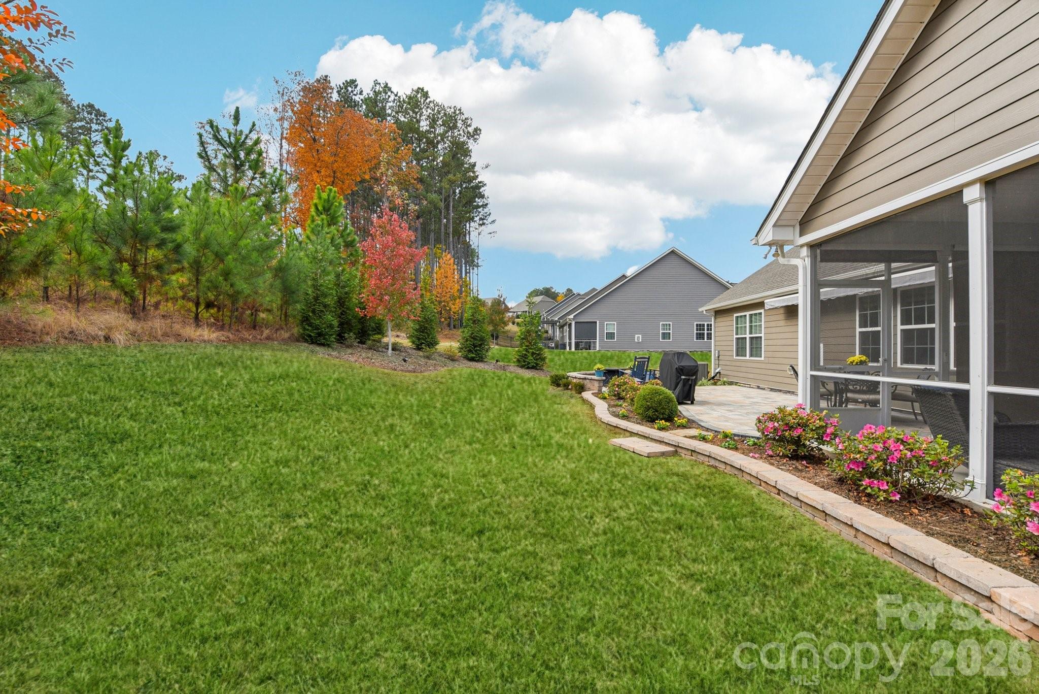 1328 Dali Boulevard Mount Holly NC 28120