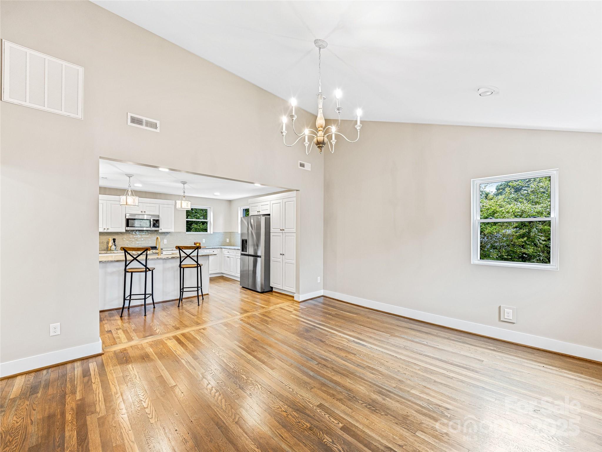 162 Courtland Place Asheville NC 28801