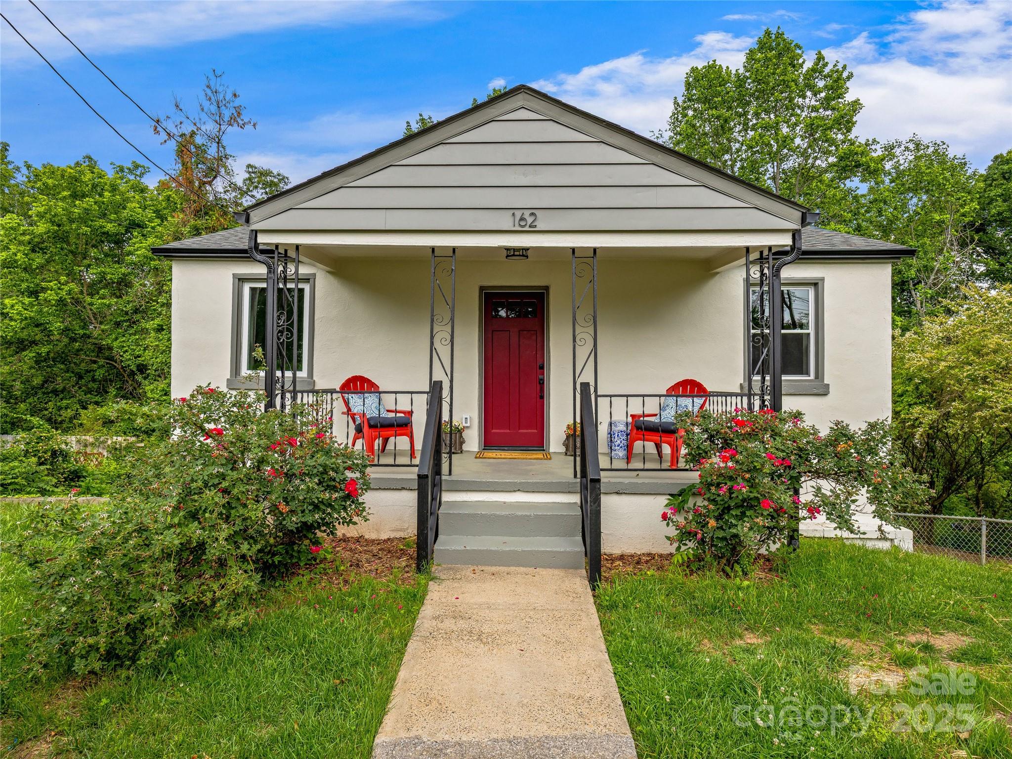 162 Courtland Place Asheville NC 28801