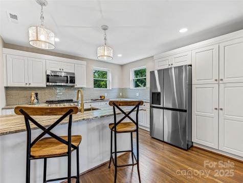 162 Courtland Place Asheville NC 28801