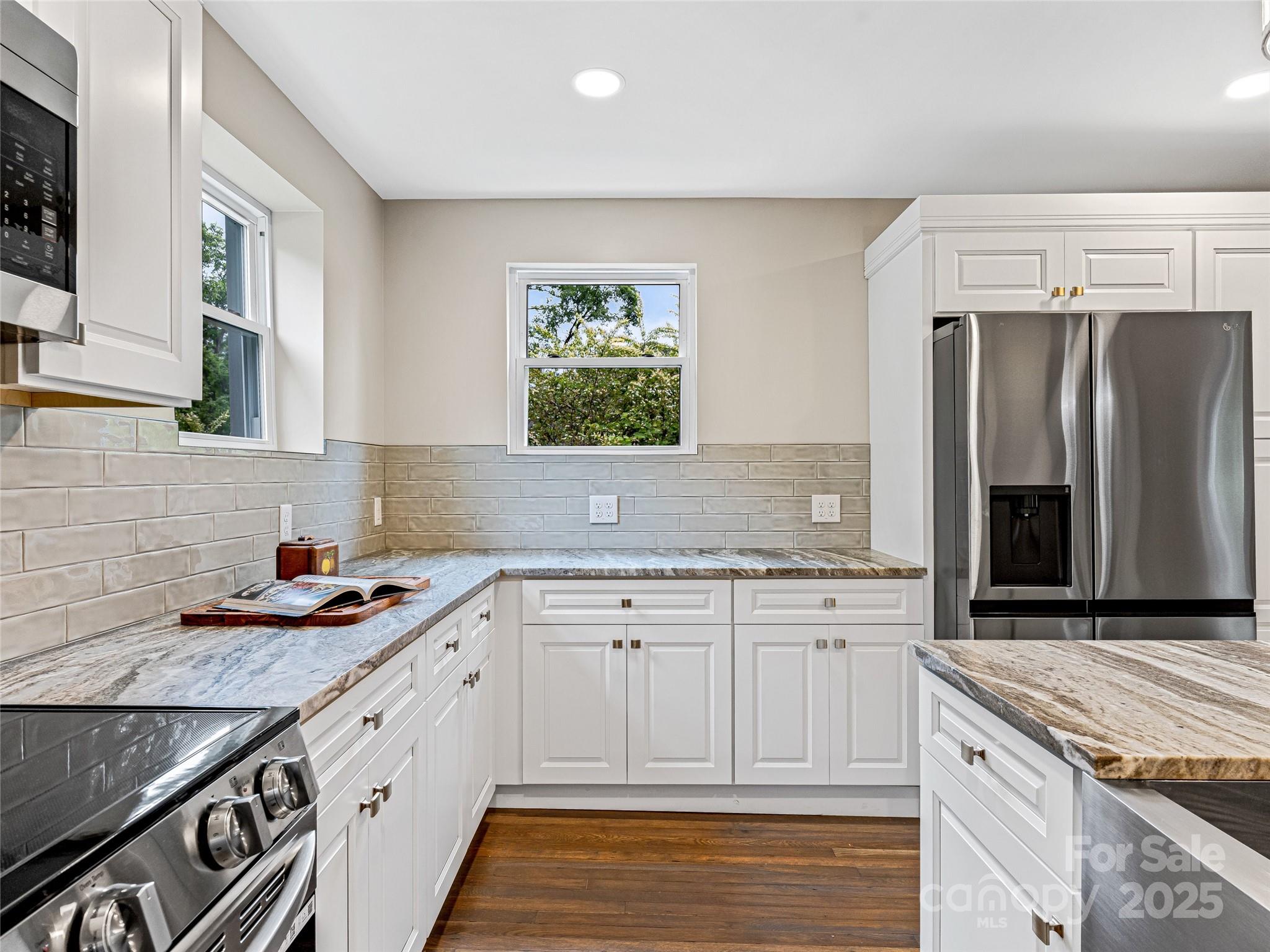 162 Courtland Place Asheville NC 28801